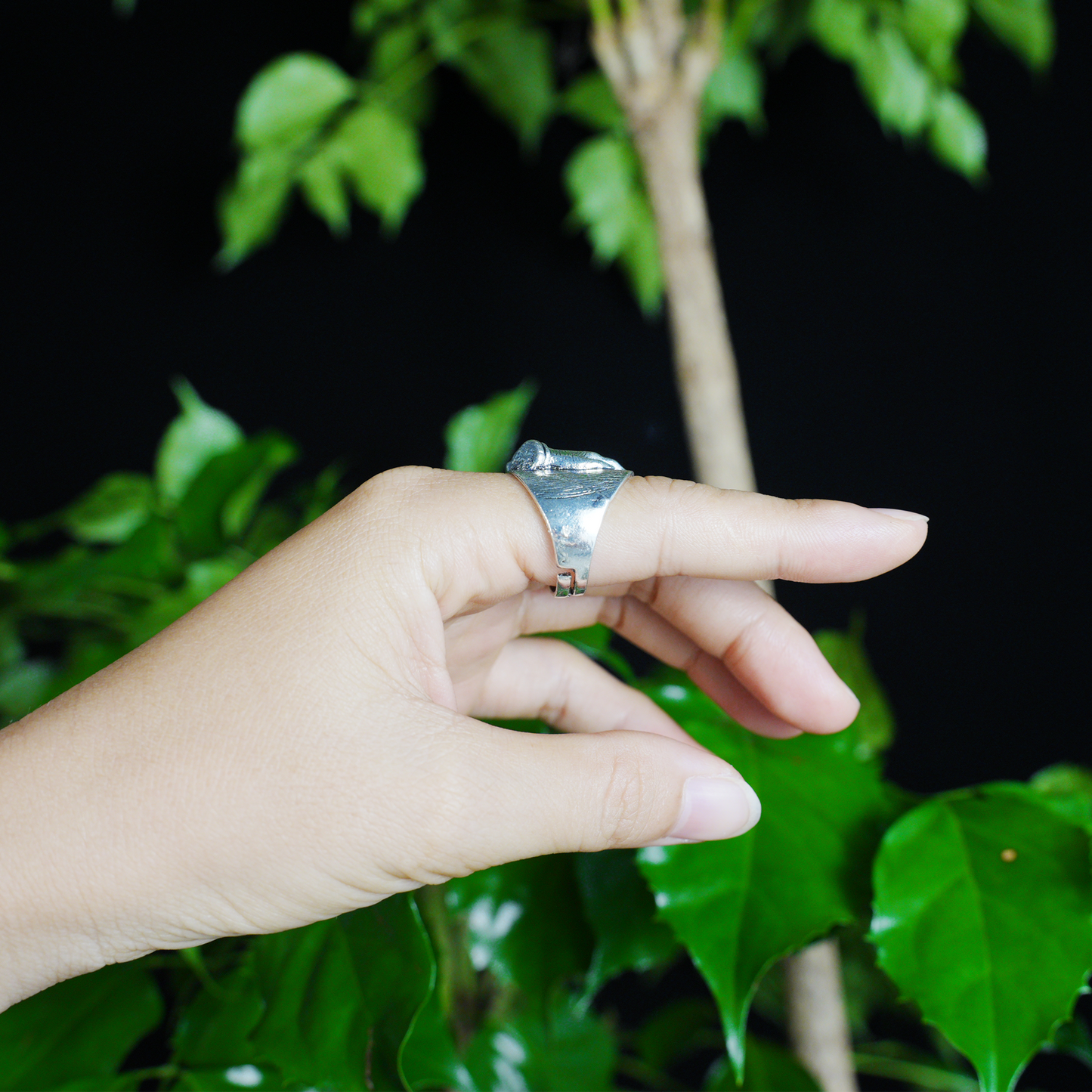 Vintage Handschlagring – Symbol der Einheit, Treue und ewigen Verbundenheit