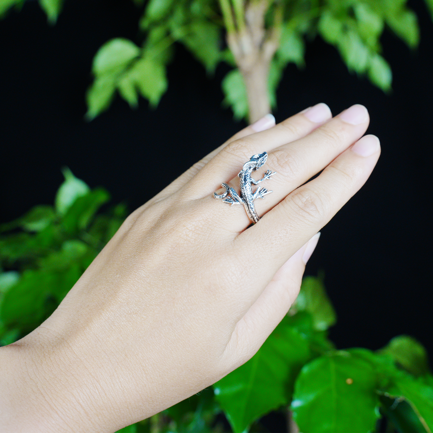 Gothic Eidechsenring – Mythischer Gecko-Schmuck, verstellbares Band mit Naturgeist
