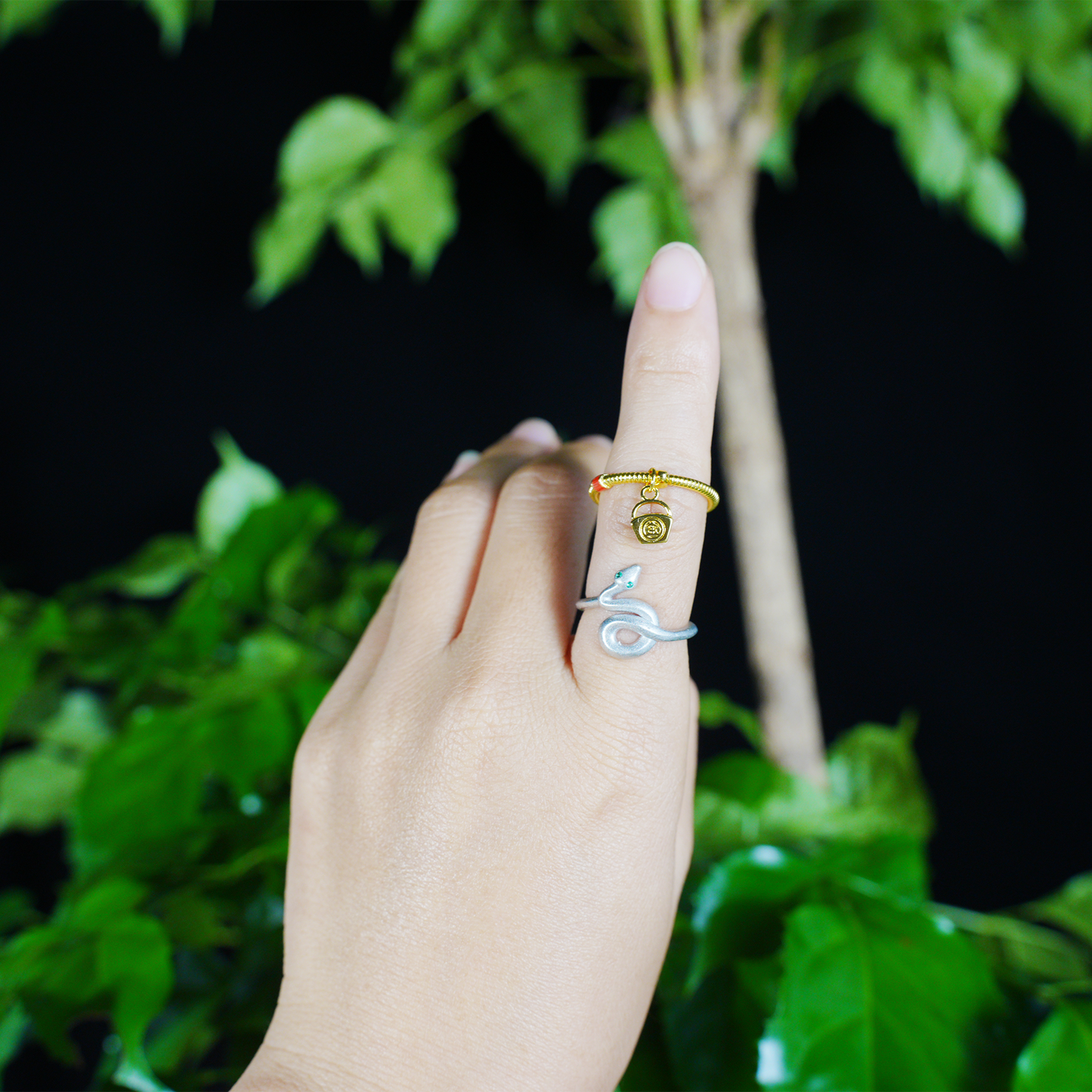 Minimalist Snake Ring Gothic Green-Eyed Serpent Solid Brass Band