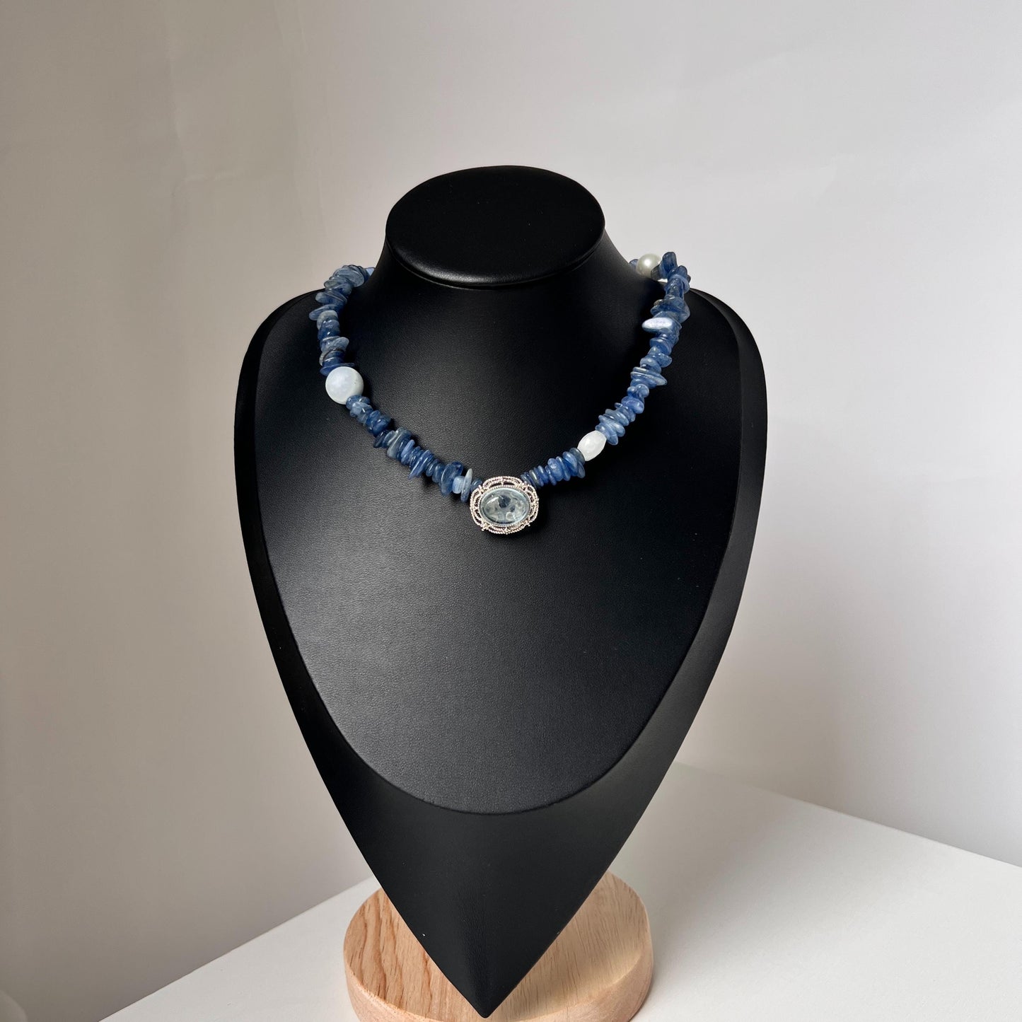 Raw Sapphire-Inspired Irregular Necklace|Natural Kyanite, Aquamarine & Pearl Beaded Necklace|Handmade Spiritual Blue Gemstone Jewelry