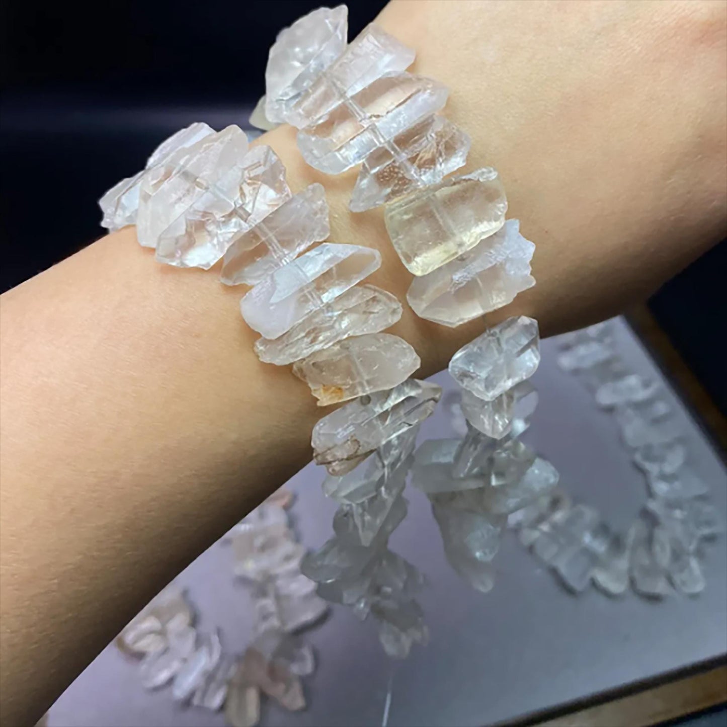 Natürliche Kristallzahnperlen aus einer alten Quarzmine, 18–20 mm · 38 cm, vorgebohrter Strang | Rohe klare Quarzspitzen für selbstgemachte Armbänder und Halsketten