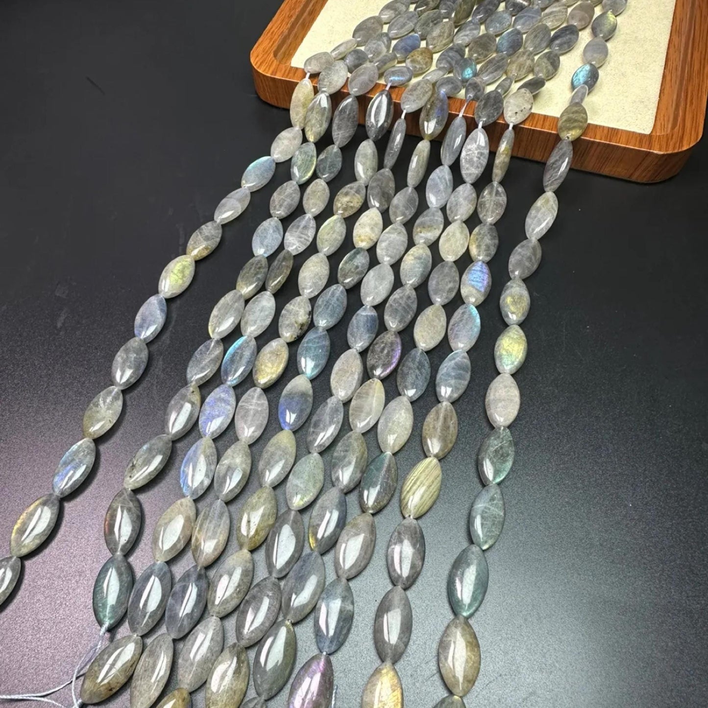 Natural Labradorite Marquise Beads 10×20×5 mm · 38 cm Strand · Aurora Borealis Shimmer Gray with Blue, Green & Gold for DIY Jewelry