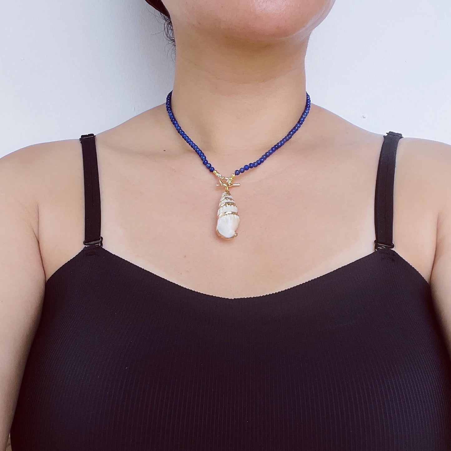 Lapis Lazuli Shell Pendant Necklace|Natural Energy Jewelry|Vintage Ocean Style|Handmade Summer Beach Gift|Blue Gemstone Choker
