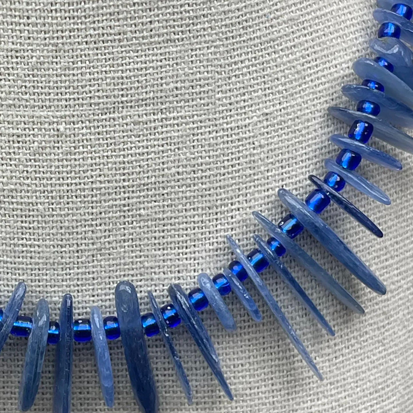 High-Clarity Natural Kyanite Irregular Spike Beads 38cm | Ice Blue Gemstone Strands Hand-Polished for DIY Bracelets, Necklaces & Earrings