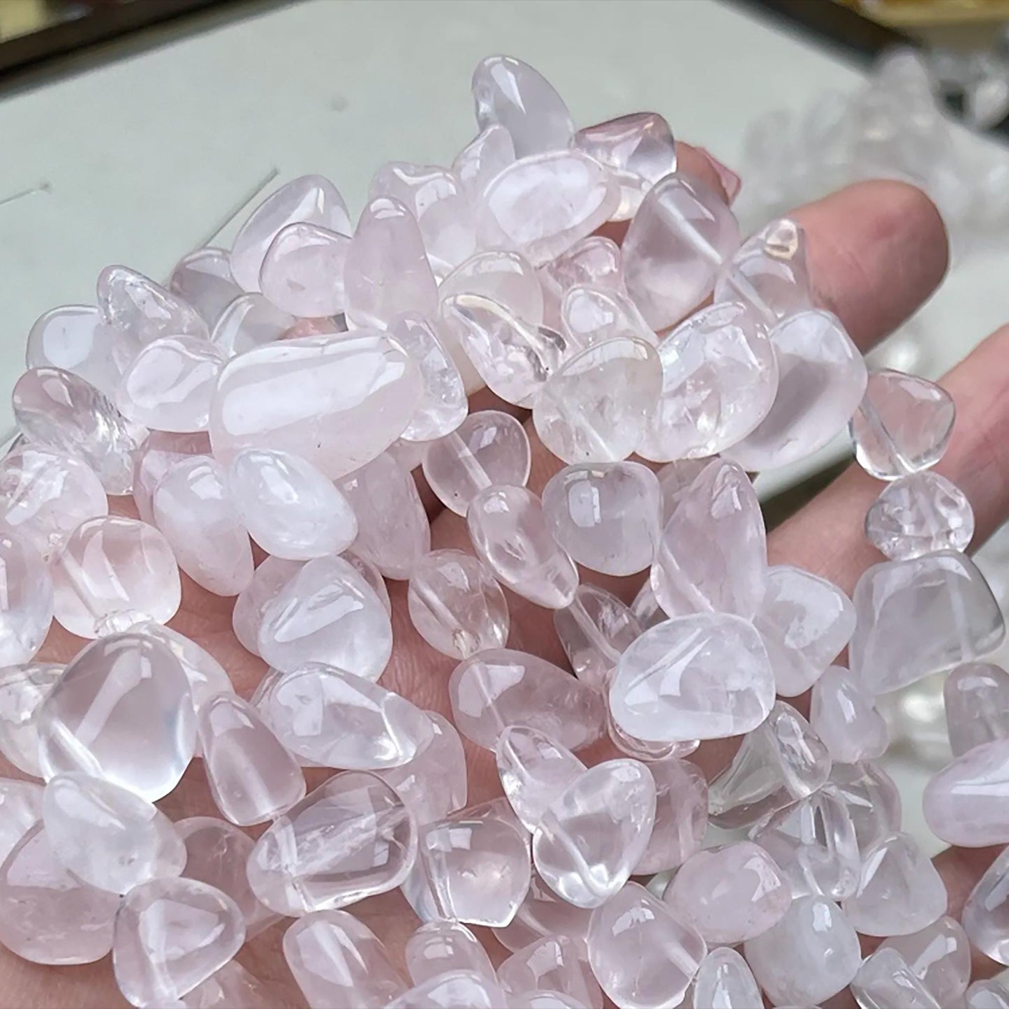 Romantische Rosenquarz-Tropfen-Nugget-Perlen 10–11 mm | Durchscheinende handpolierte rosa Chips für DIY-Armbänder, Halsketten und Ohrringe