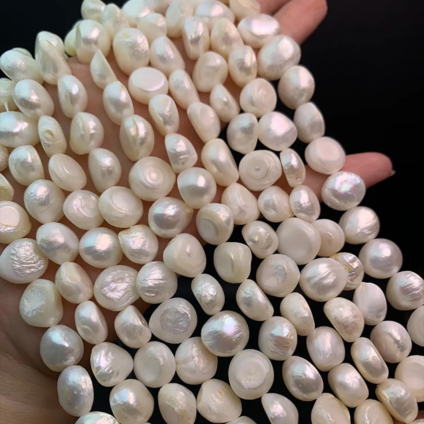 Natürliche Süßwasser-Barock-Knopfperlen 13 mm · 30 Stück Strang · Mittleres Loch · Hochglanz · DIY Armband, Halskette & Ohrring Zubehör