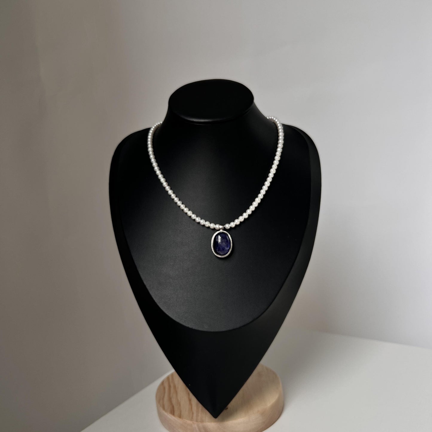 Natural Pearl Necklace with Dark Blue Sodalite Pendant|Round Freshwater Pearls|Handmade Elegant Jewelry|Unique Gift for Women