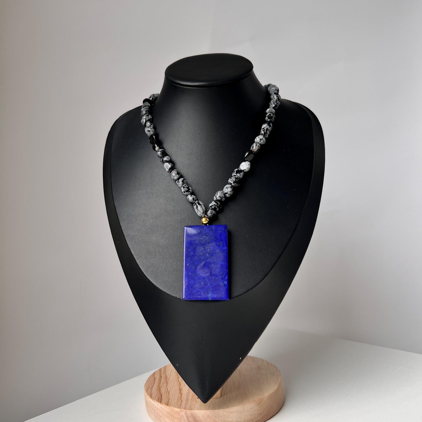 Vintage Boho Necklace with Lapis Lazuli Pendant|Black & White Agate Beads|Handmade Artistic Jewelry|Unique Gift for Women