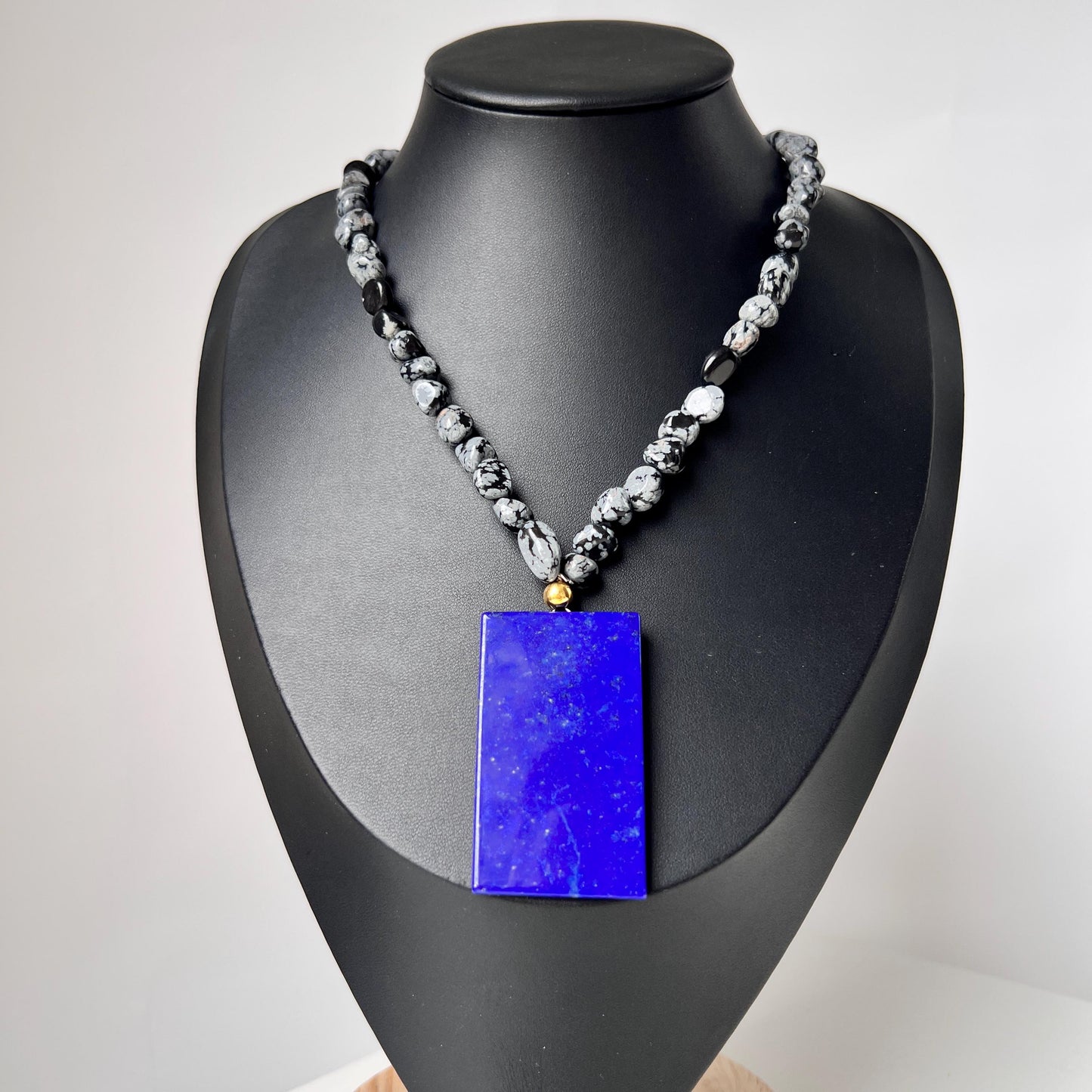 Vintage Boho Necklace with Lapis Lazuli Pendant|Black & White Agate Beads|Handmade Artistic Jewelry|Unique Gift for Women