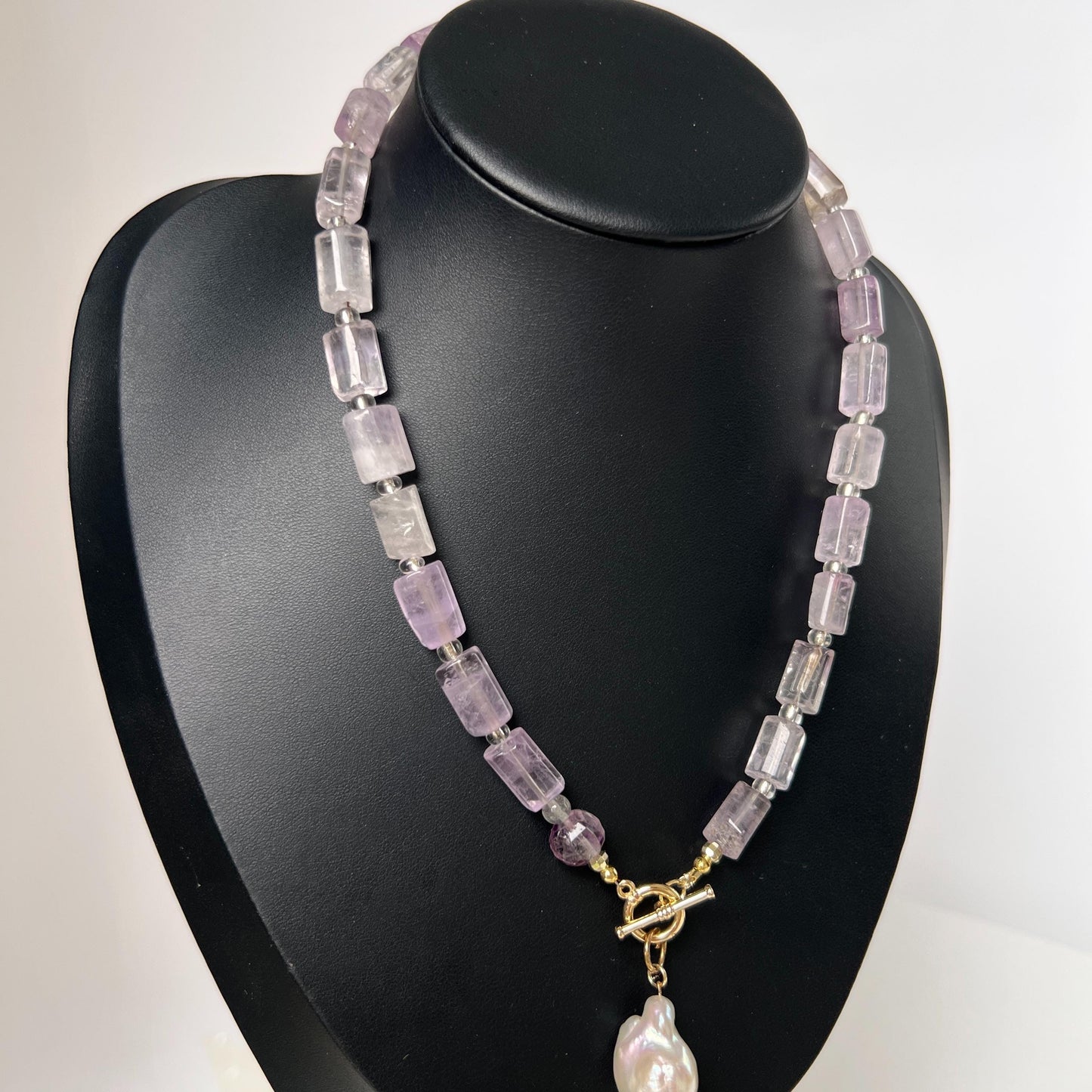 Lavender Amethyst Cube Bead Necklace with Baroque Pearl Pendant|Handmade Purple Gemstone Jewelry|Unique Gift for Women
