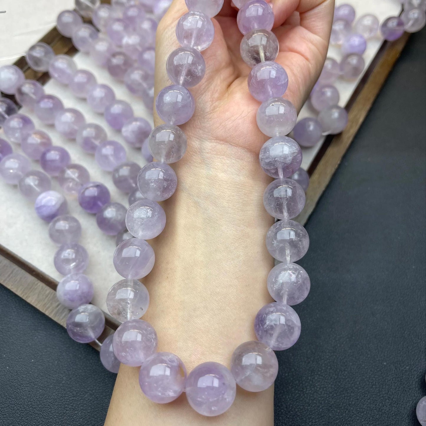 Natürliche runde Lavendel-Amethyst-Perlen 15 mm · Mittleres Loch | Transparentes violettes Leuchten · DIY-Armbänder, Halsketten & Ohrringe