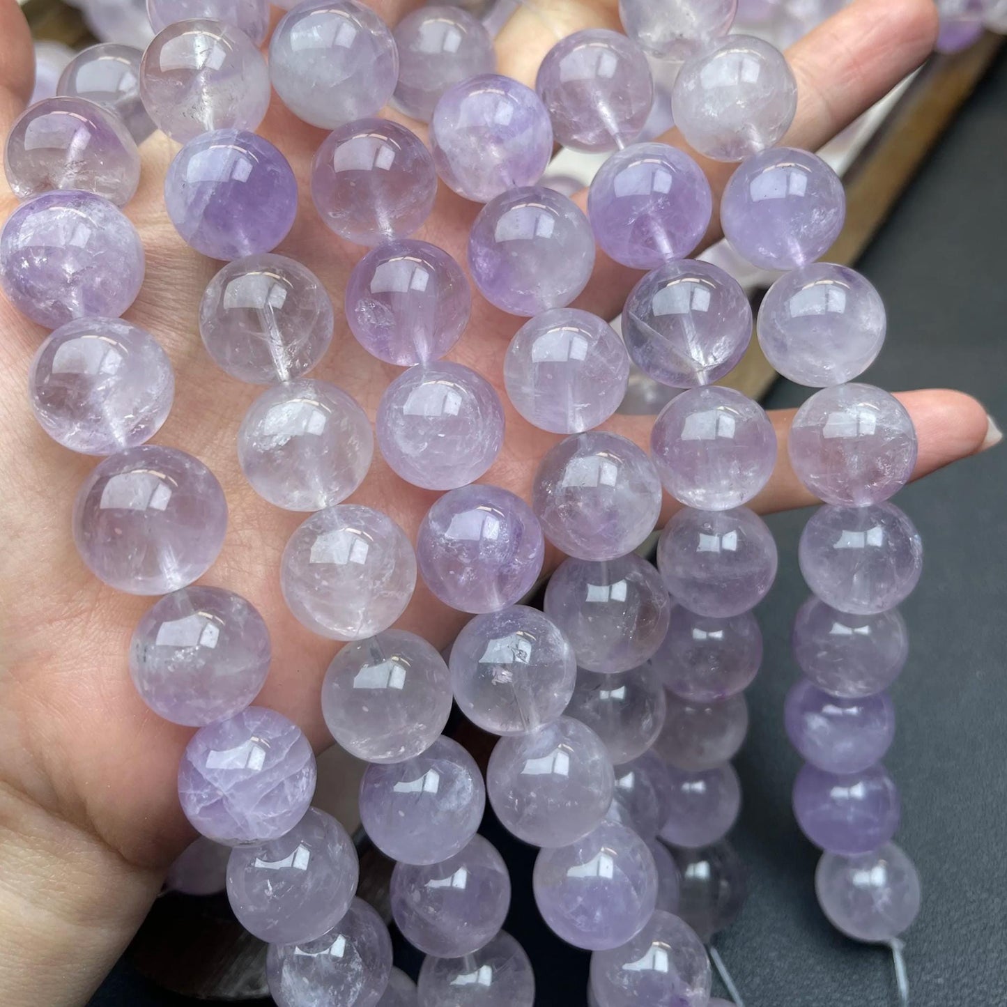 Natürliche runde Lavendel-Amethyst-Perlen 15 mm · Mittleres Loch | Transparentes violettes Leuchten · DIY-Armbänder, Halsketten & Ohrringe