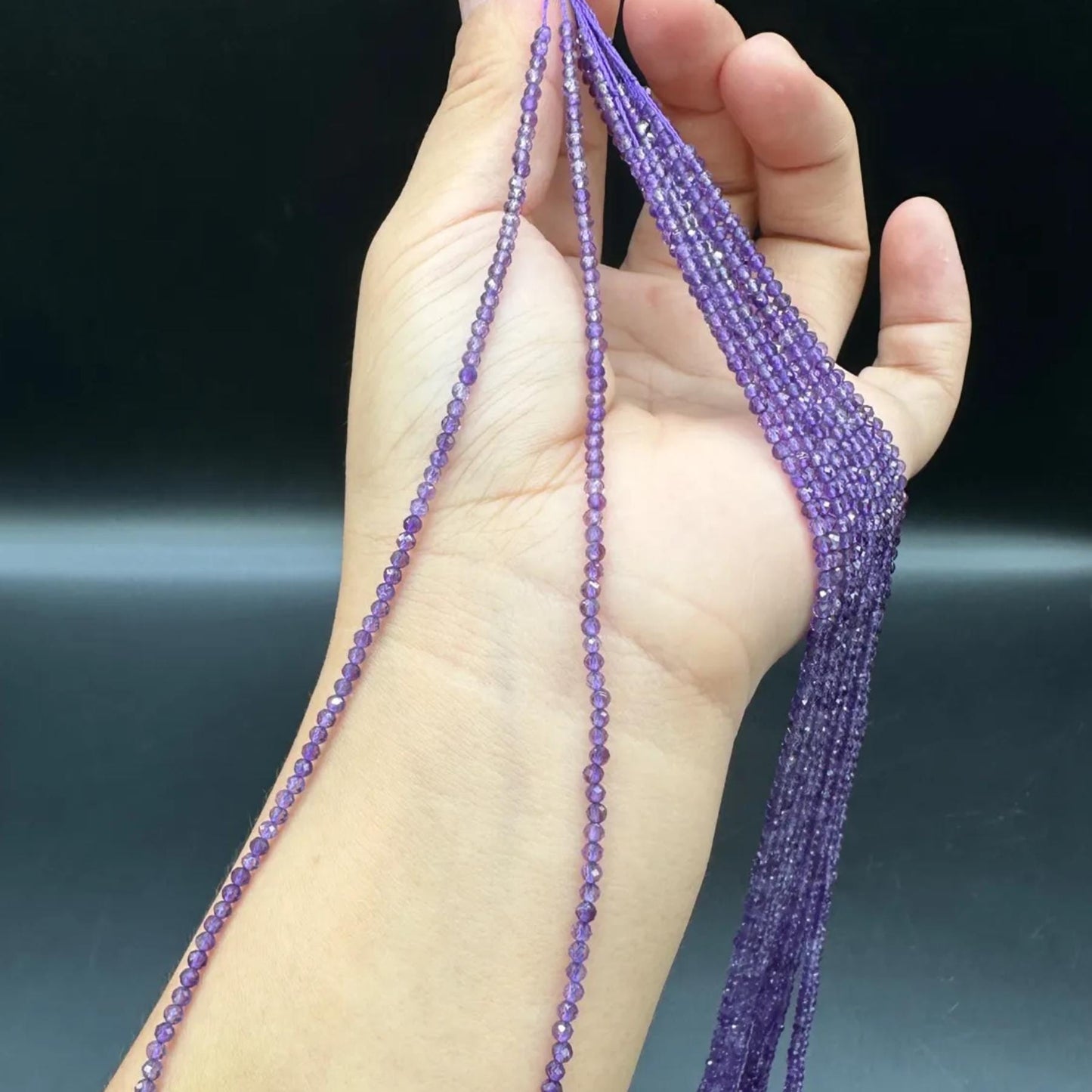 Natürliche, tiefviolette Amethystperlen · 2 mm mikrofacettierte Rondell · 38 cm vorgebohrter Strang | Zubehör zur Herstellung von Heilkristallschmuck | DIY-Armband, Halskette & Geschenk