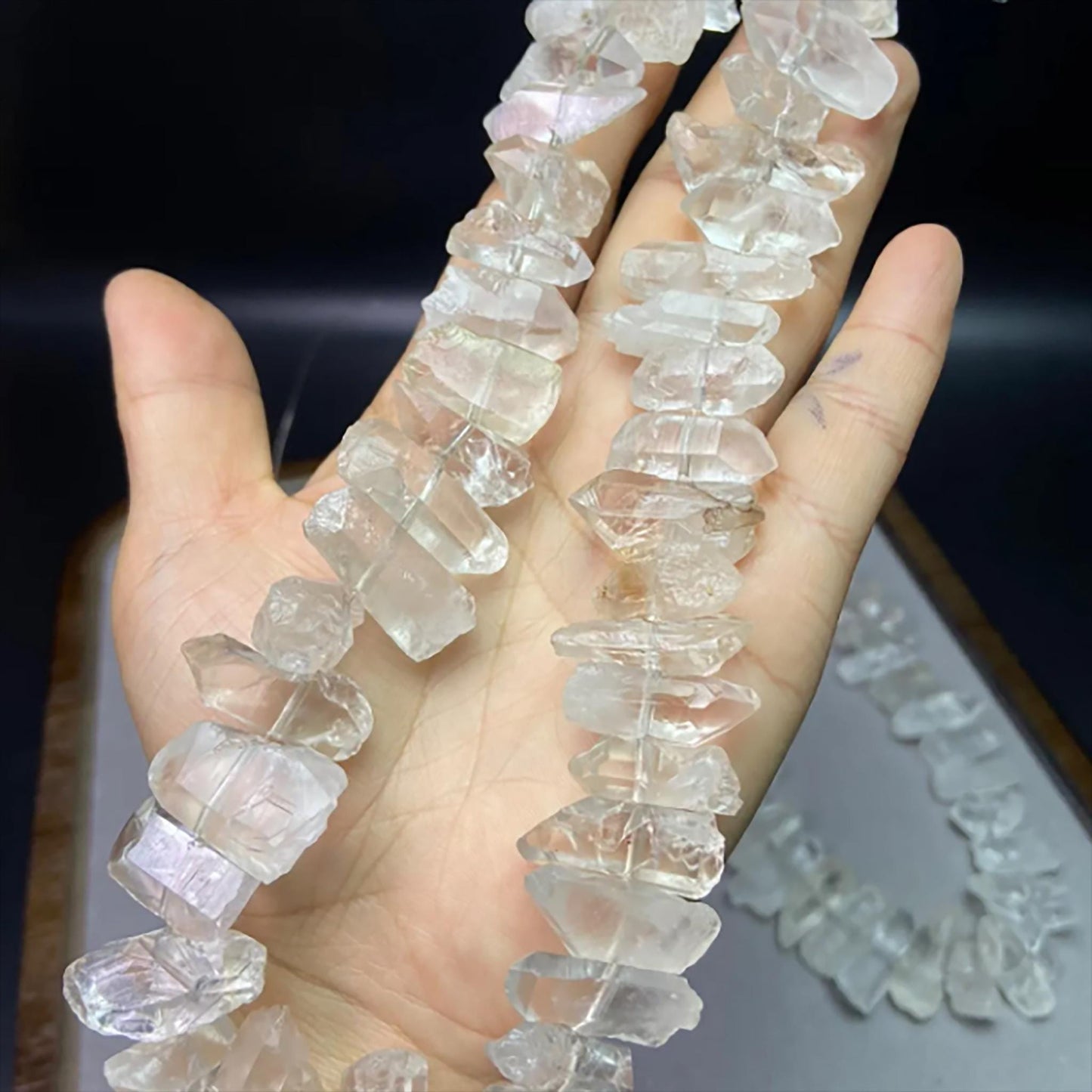 Natürliche Kristallzahnperlen aus einer alten Quarzmine, 18–20 mm · 38 cm, vorgebohrter Strang | Rohe klare Quarzspitzen für selbstgemachte Armbänder und Halsketten