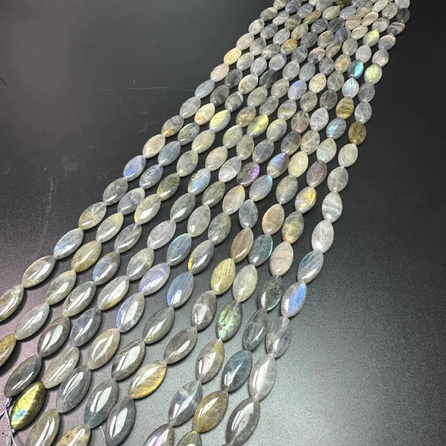 Natural Labradorite Marquise Beads 10×20×5 mm · 38 cm Strand · Aurora Borealis Shimmer Gray with Blue, Green & Gold for DIY Jewelry