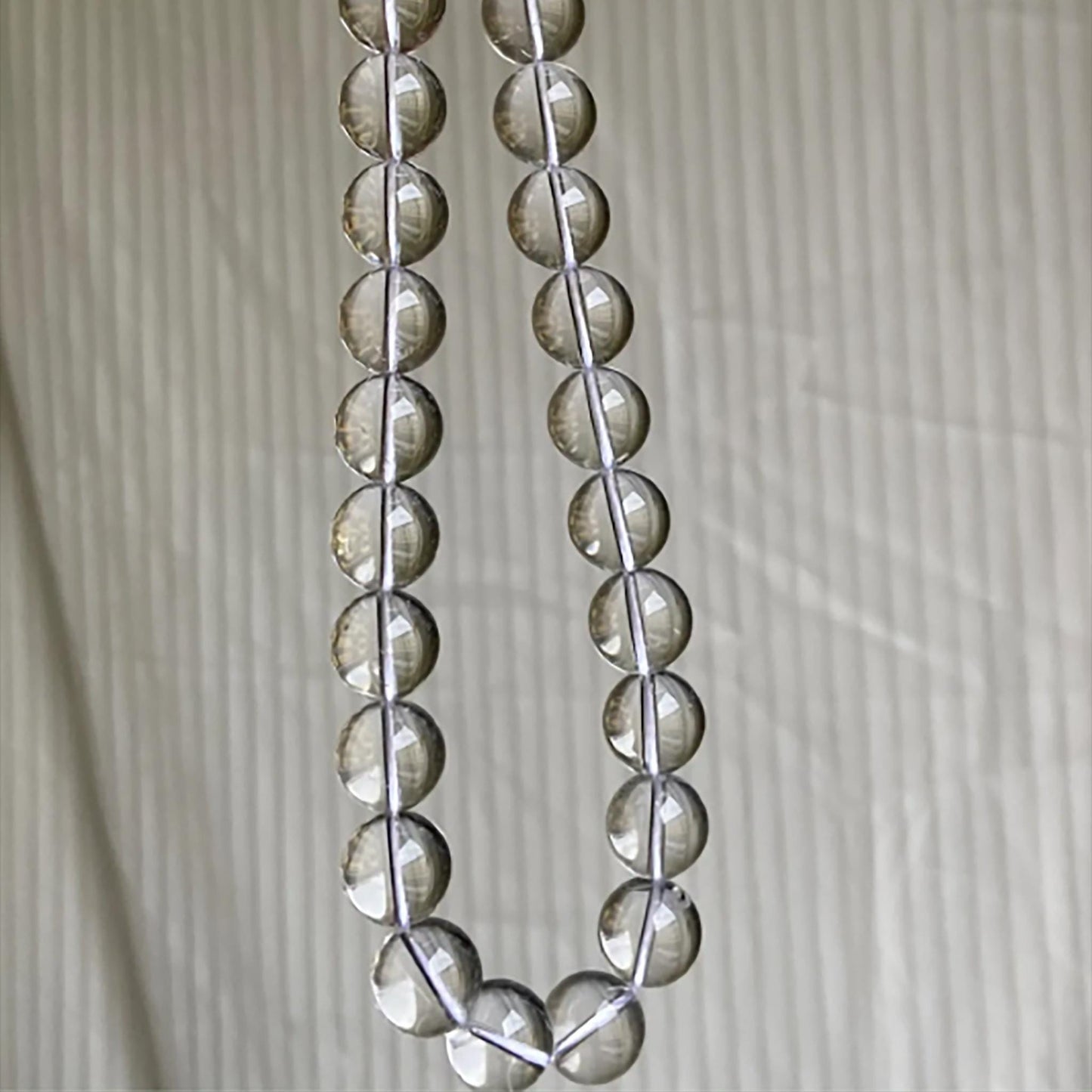 Natürliche brasilianische alte Mine, weiße Quarzperlen, rund, 14 mm · 38 cm Strang | Mikrobaumwolleinschlüsse | DIY-Armband, Halskette & Meditations-Chakra-Perlen