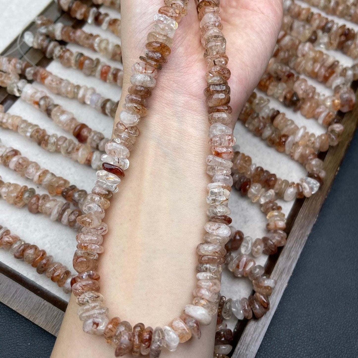 Natural Black Gold Quartz Chip Beads 10 mm · High Transparency & Unique Patterns · DIY Bracelets, Necklaces & Earrings