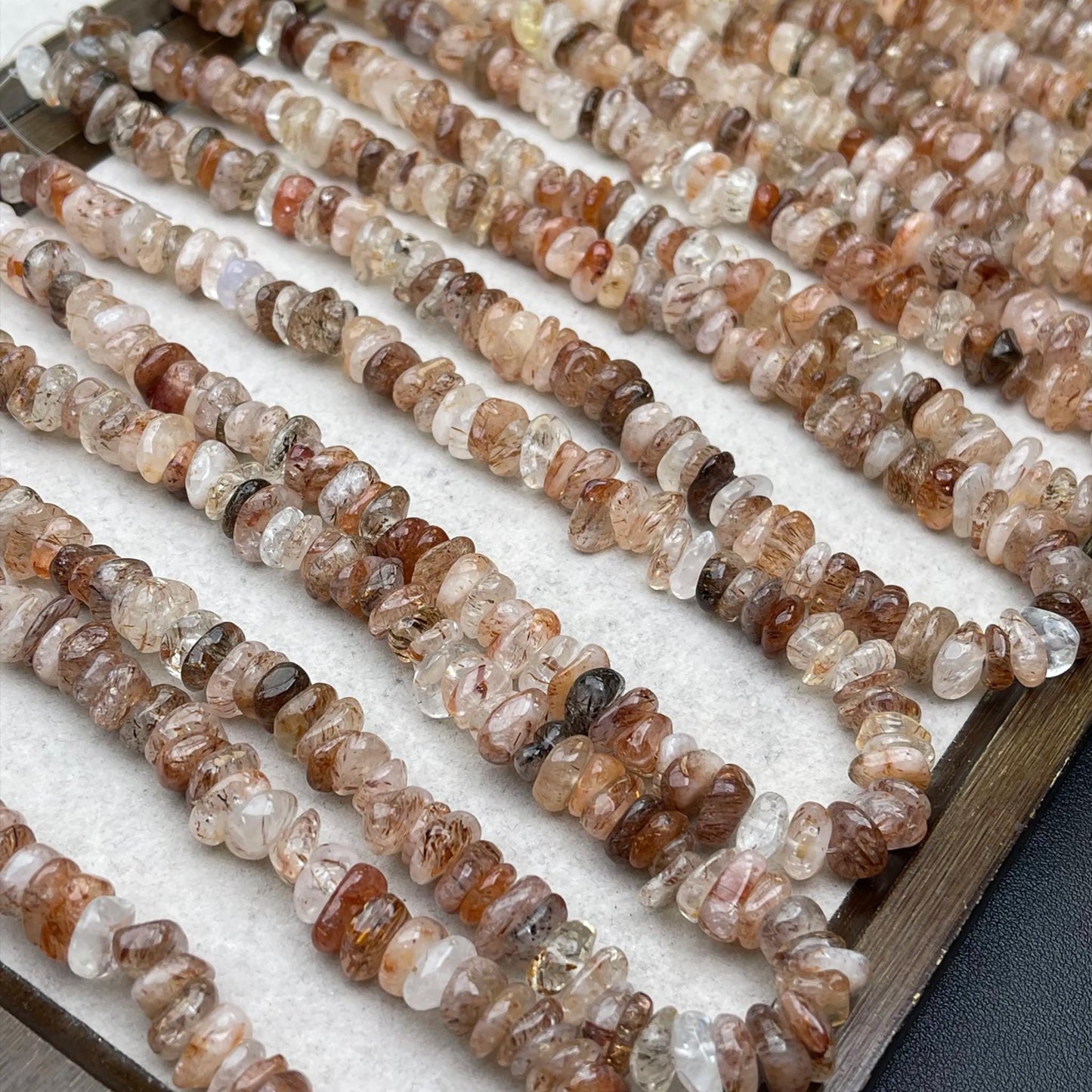 Natural Black Gold Quartz Chip Beads 10 mm · High Transparency & Unique Patterns · DIY Bracelets, Necklaces & Earrings