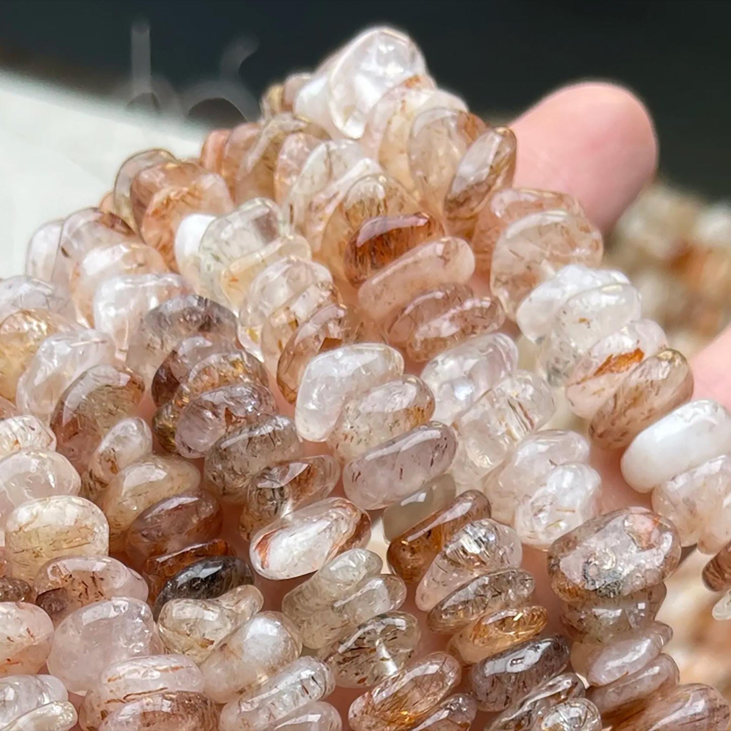 Natural Black Gold Quartz Chip Beads 10 mm · High Transparency & Unique Patterns · DIY Bracelets, Necklaces & Earrings