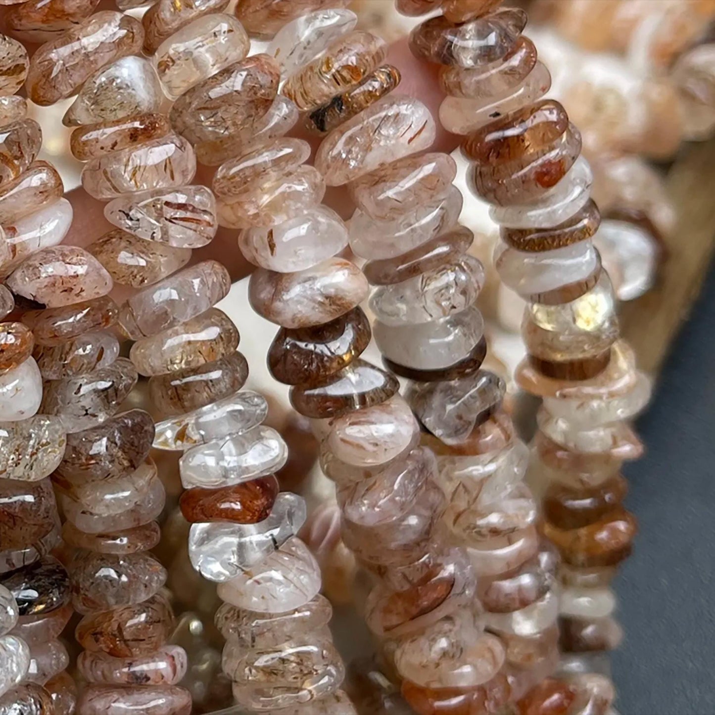 Natural Black Gold Quartz Chip Beads 10 mm · High Transparency & Unique Patterns · DIY Bracelets, Necklaces & Earrings