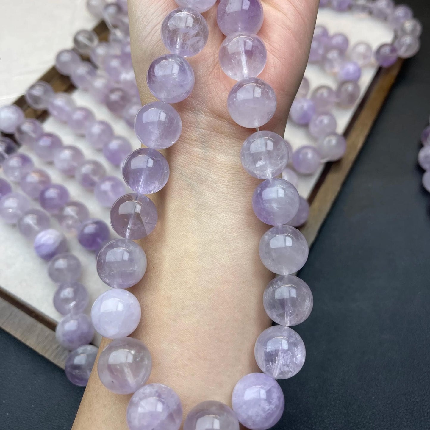 Natürliche runde Lavendel-Amethyst-Perlen 15 mm · Mittleres Loch | Transparentes violettes Leuchten · DIY-Armbänder, Halsketten & Ohrringe
