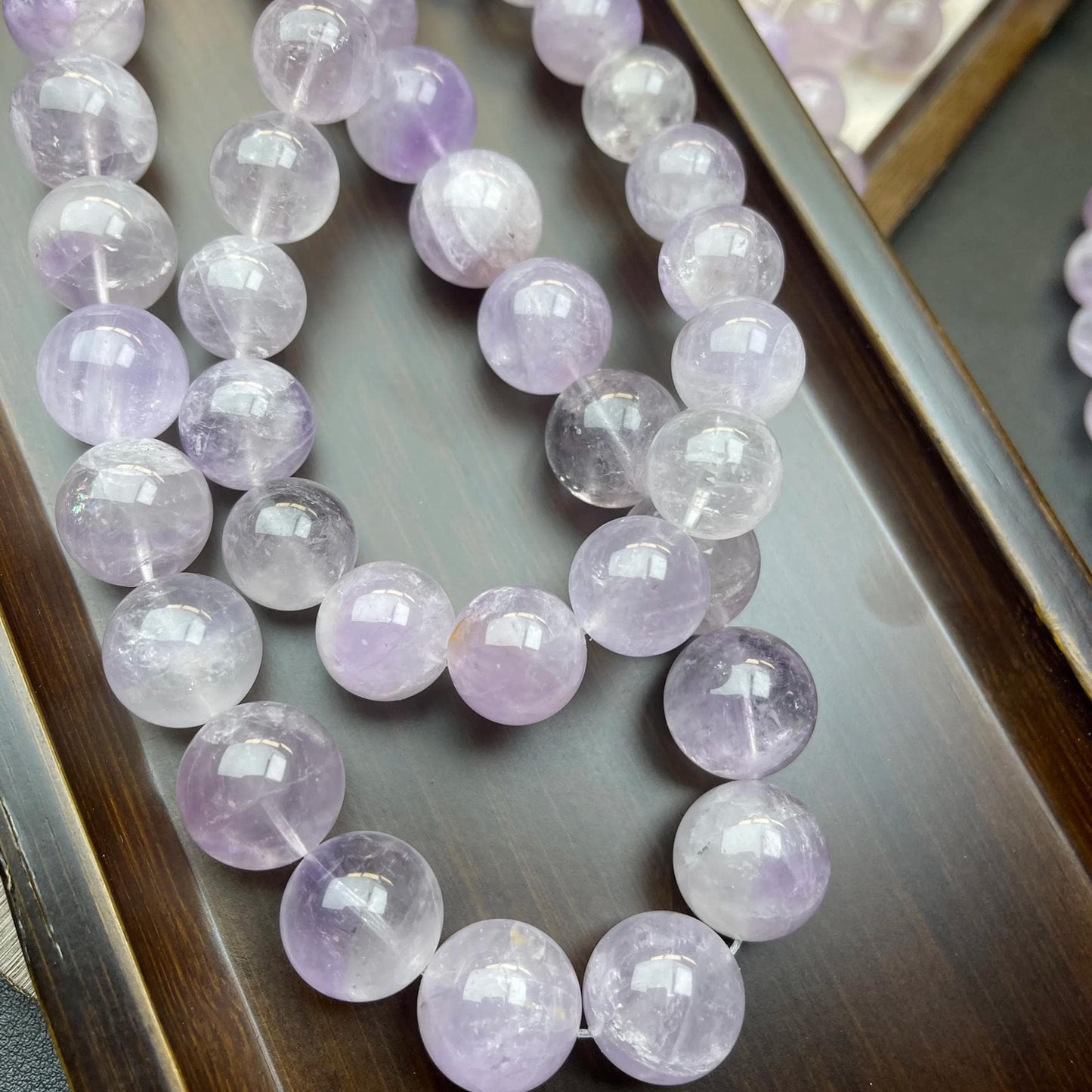 Natürliche runde Lavendel-Amethyst-Perlen 15 mm · Mittleres Loch | Transparentes violettes Leuchten · DIY-Armbänder, Halsketten & Ohrringe