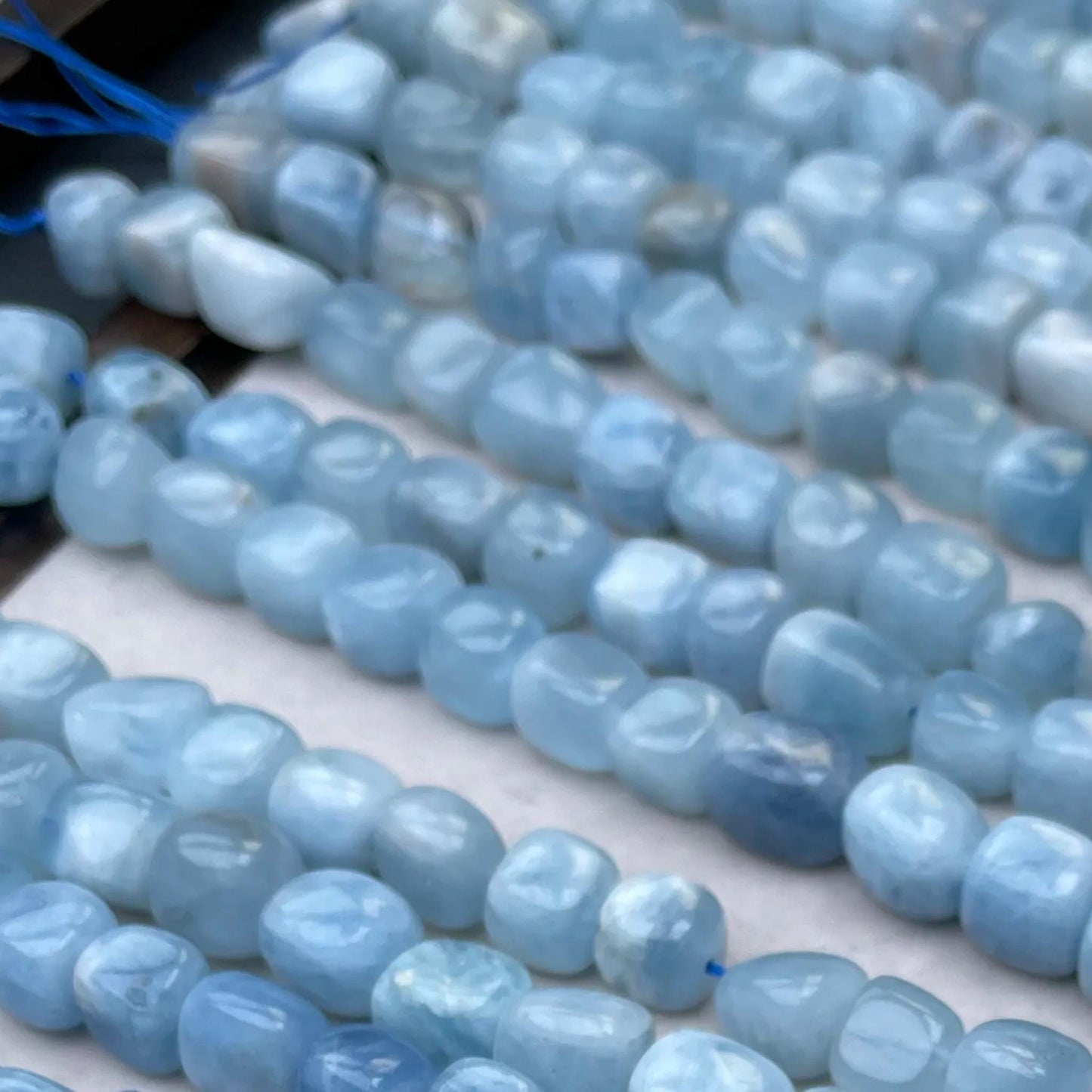 Natürliche Aquamarin-Perlen, unregelmäßige Würfel, 8–10 mm, 38 cm Strang, mittleres Loch, frisches Meeresblau, DIY-Armband, Halskette, Ohrring, Schmuck