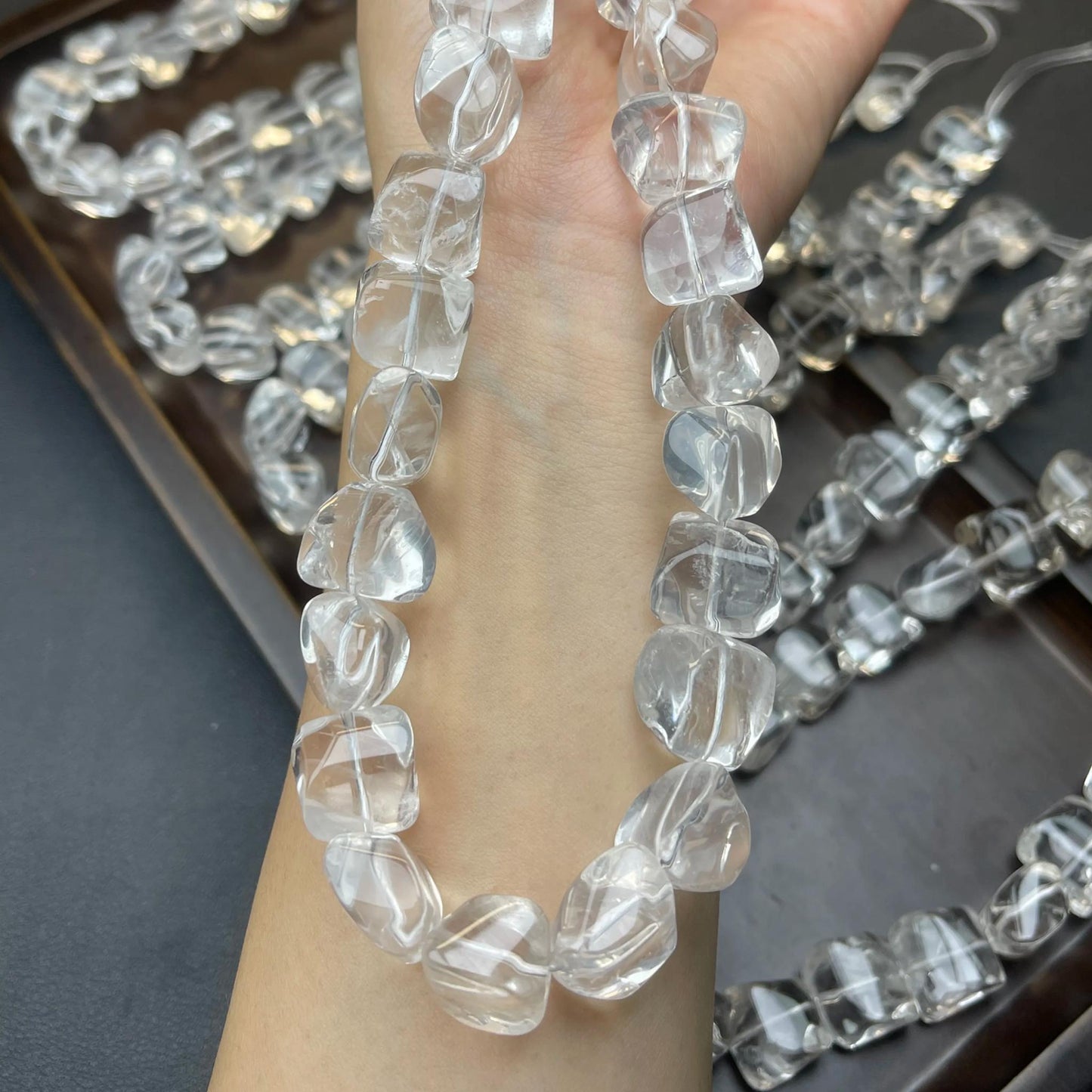 Natürliche weiße Quarznugget-Perlen 13–14 mm | Brasilianischer klarer Kristallstrang 38 cm · Ungeschliffene facettierte Edelsteinperlen zur DIY-Schmuckherstellung