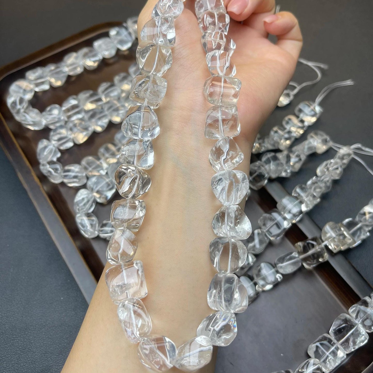 Natürliche weiße Quarznugget-Perlen 13–14 mm | Brasilianischer klarer Kristallstrang 38 cm · Ungeschliffene facettierte Edelsteinperlen zur DIY-Schmuckherstellung