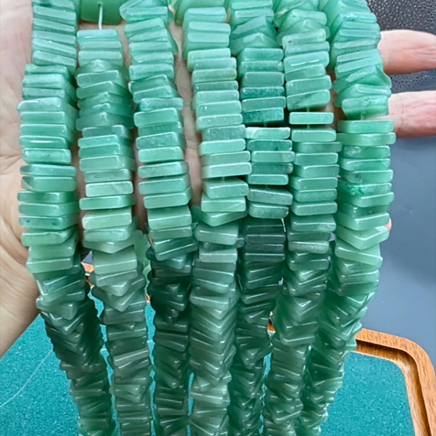 Polierte grüne Aventurin Rechteck-Perlen – Natürliche Edelstein-Stäbchen für DIY-Schmuck, flache Abstandshalter, Boho-Stil Bastelbedarf