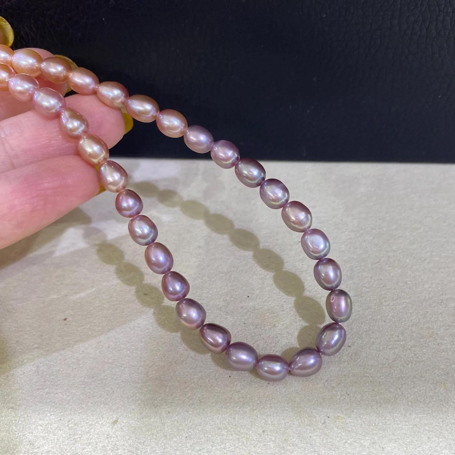 Handgemachte bunte Süßwasserperlen Strang Perlen, natürliche ovale Reisperlen für Schmuckherstellung, mehrfarbige DIY Schmuckperlen