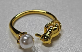 Playful Cat & Pearl Open Ring – Gold Tone, Adjustable, Gift for Cat Lovers