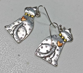 Vintage Cat Earrings with Heart Accent Brass Alloy Gift for Cat Lovers