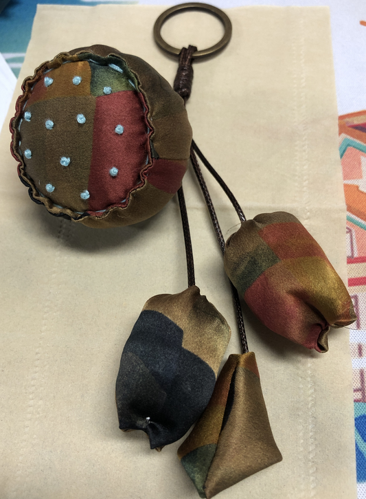 Handmade Patchwork Lotus Pod Sachet Pendant, Bag Decoration, Home Ornament Gift