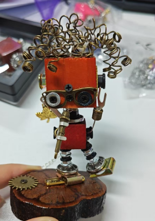 Steampunk Handmade Metal Robot Figurine – Industrial Singer Sculpture Home Decor Gift