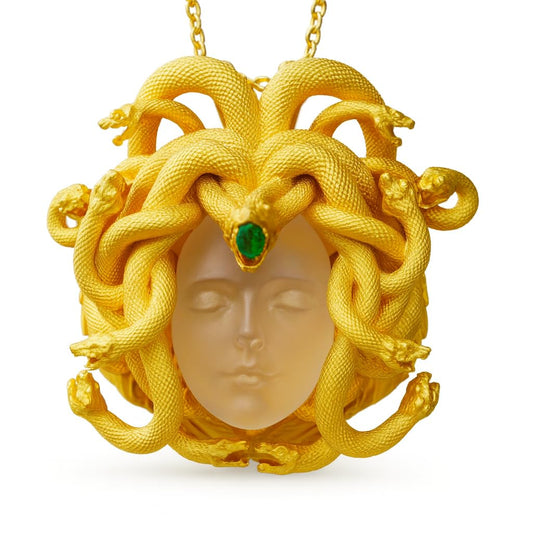 Medusa’s Sleeping Eye, Spiritual Pendant of the Resting Goddess, Third Eye as a Symbol of Insight and Inner Guidance