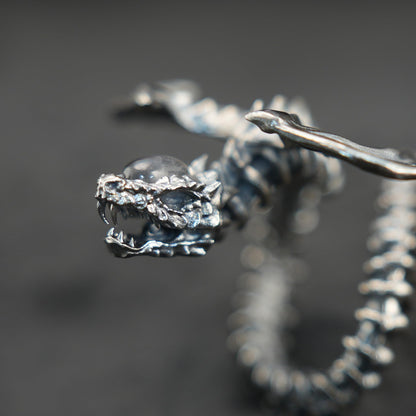 Dragon Ring in 925 Sterling Silver with Labradorite | Handmade Gothic Fantasy Jewelry | Mythic Winged Bone Ring