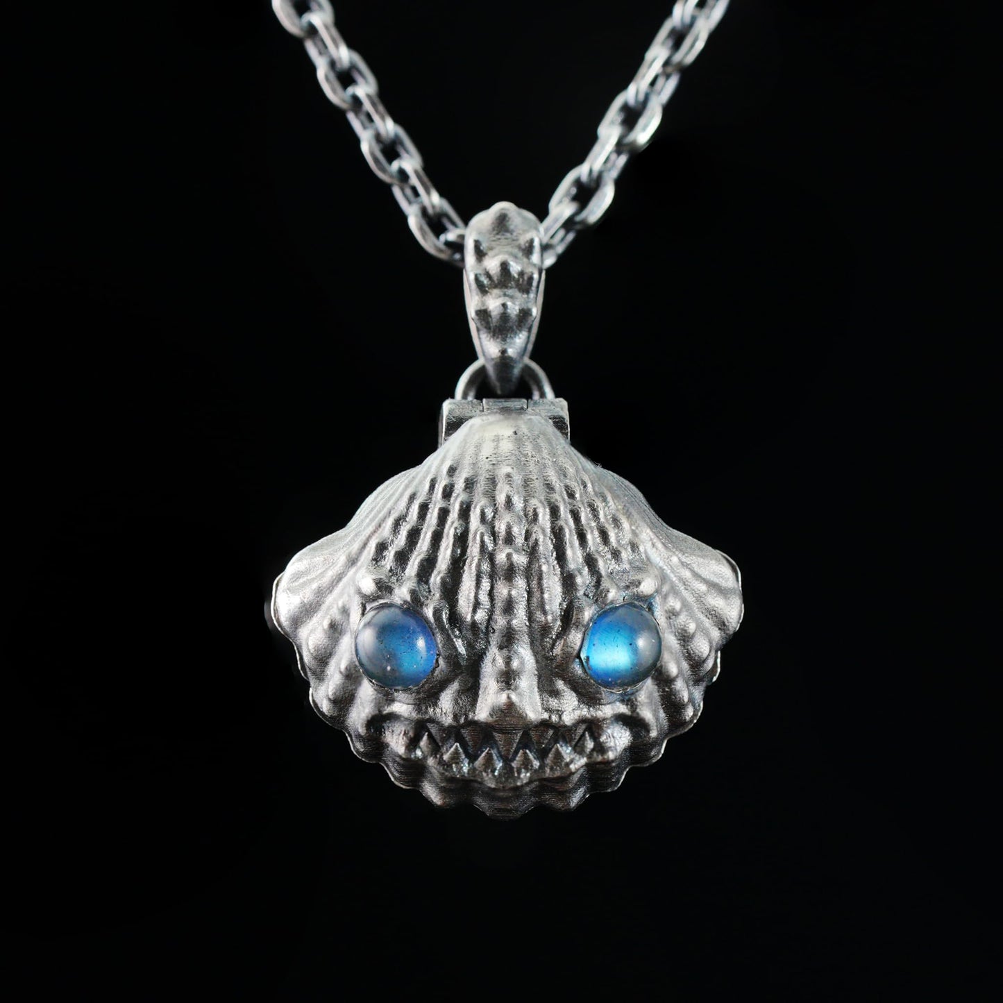 Handcrafted Shell Pendant | 925 Silver with Labradorite & Larimar | Spiritual Ocean Jewelry