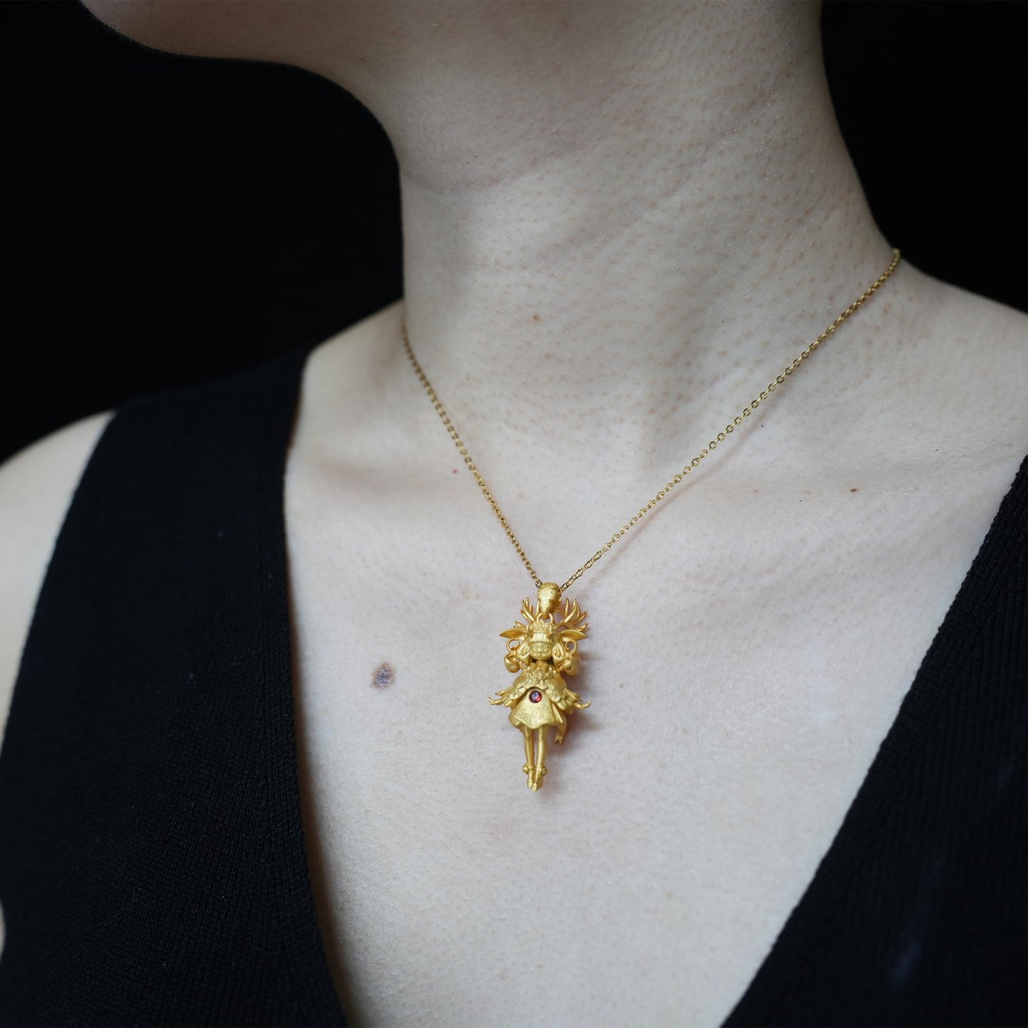 Deer Guardian Pendant, Artemis Spiritual Symbol, Life Protection & Inner Courage Symbol, Natural Energy Jewelry