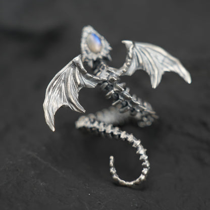 Dragon Ring in 925 Sterling Silver with Labradorite | Handmade Gothic Fantasy Jewelry | Mythic Winged Bone Ring