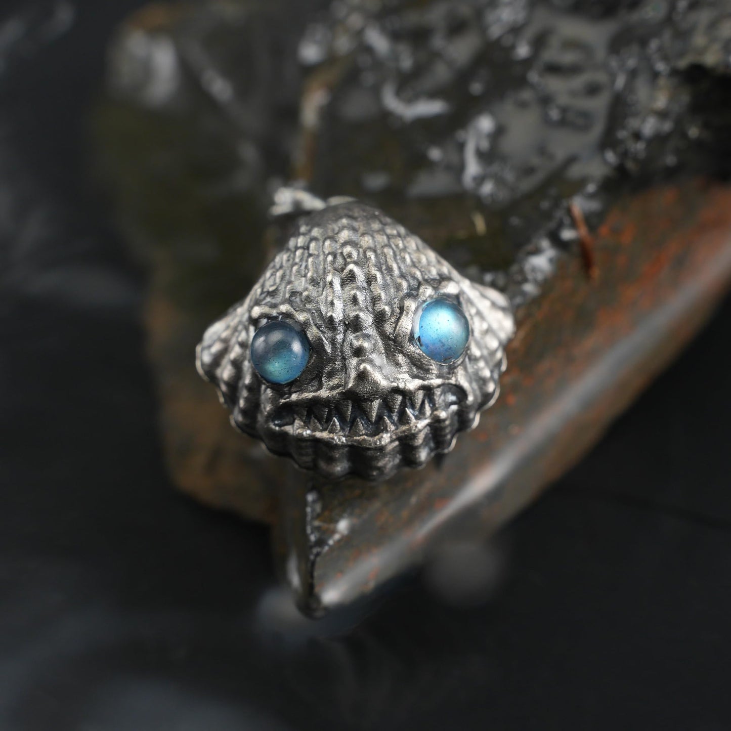 Handcrafted Shell Pendant | 925 Silver with Labradorite & Larimar | Spiritual Ocean Jewelry