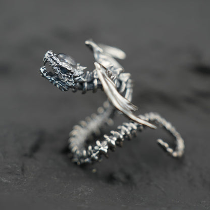 Dragon Ring in 925 Sterling Silver with Labradorite | Handmade Gothic Fantasy Jewelry | Mythic Winged Bone Ring