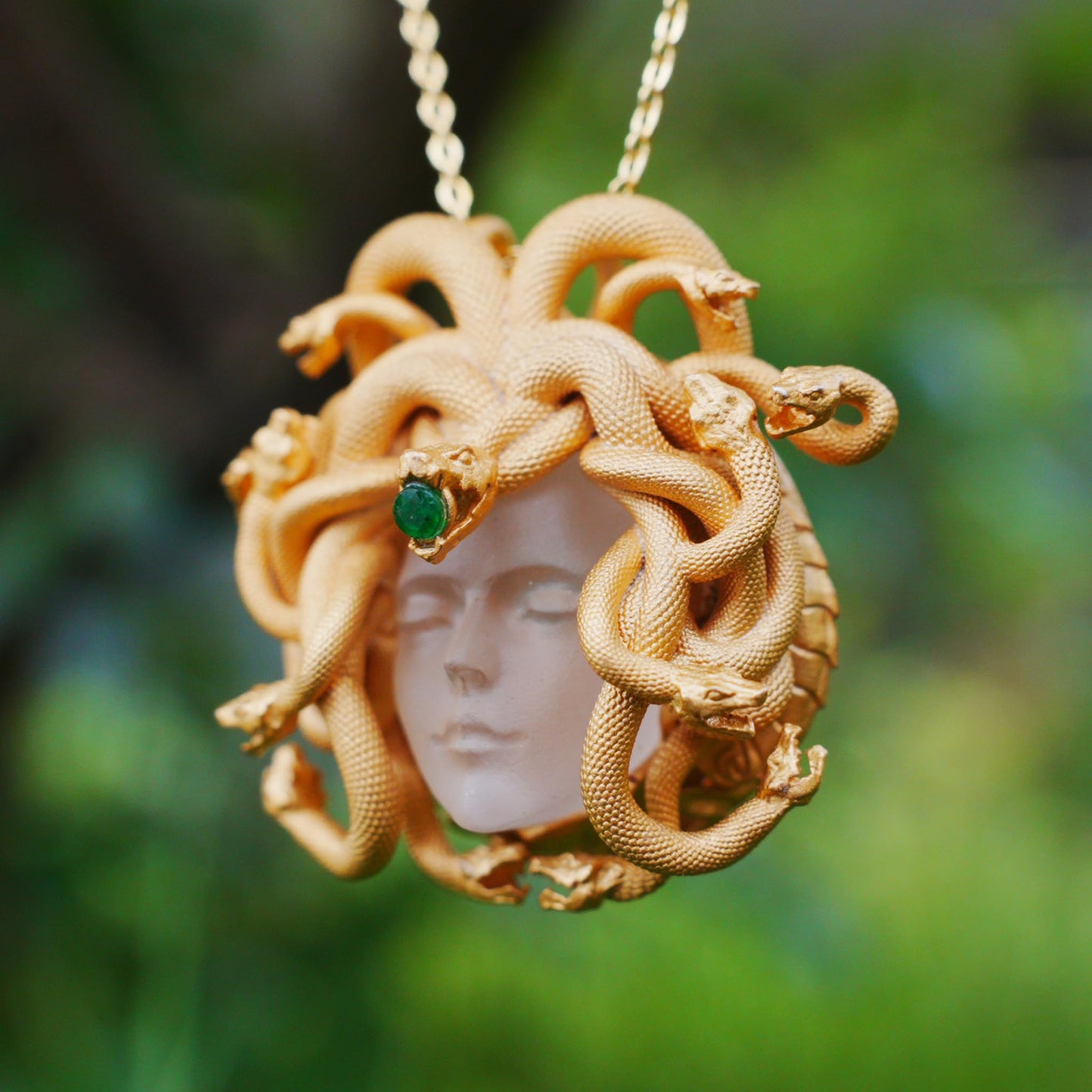 Medusa’s Sleeping Eye, Spiritual Pendant of the Resting Goddess, Third Eye as a Symbol of Insight and Inner Guidance