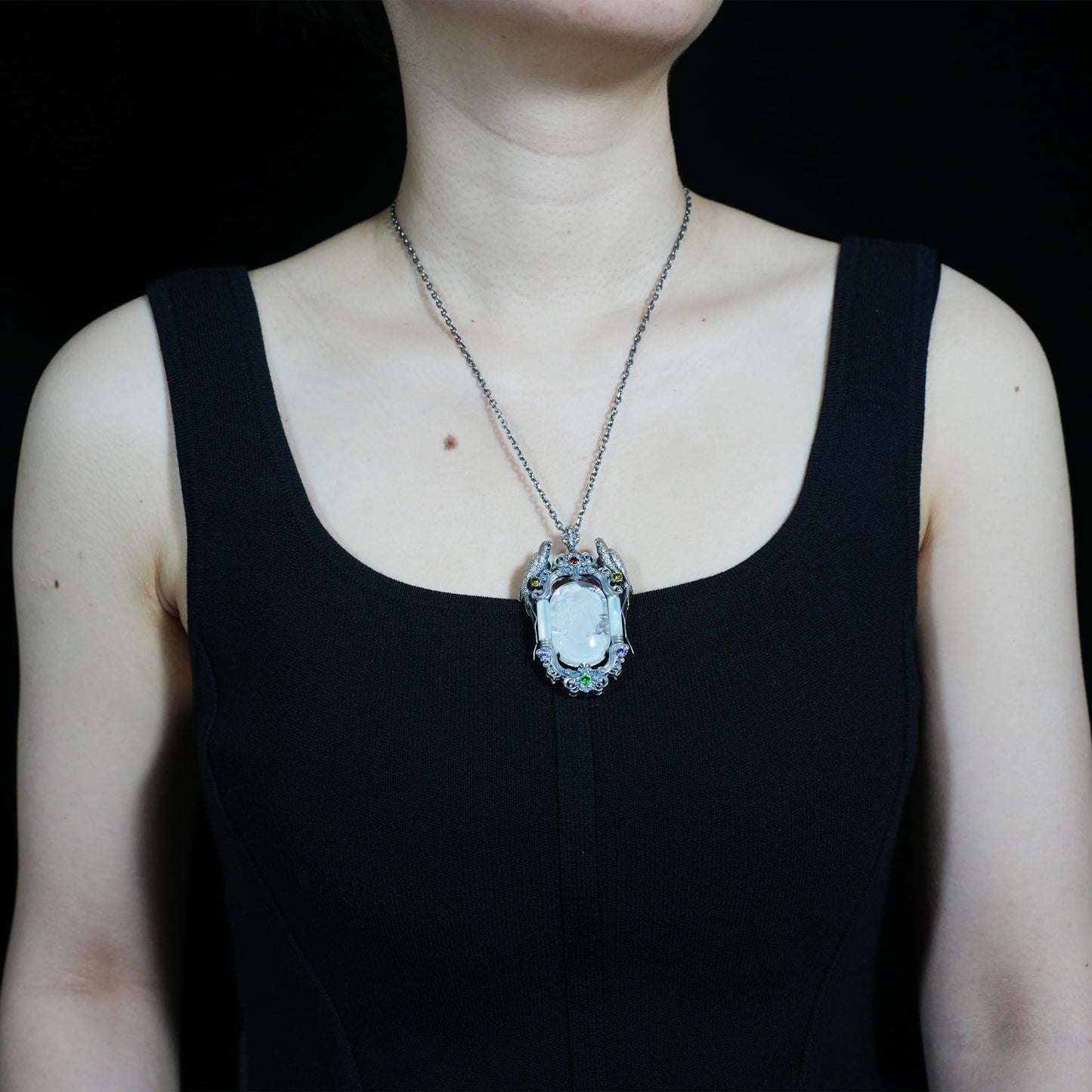 Handmade 925 Silver Victorian Cameo Necklace | Baroque Pendant with Two Parrots | Girl Relief in Rock Crystal | Vintage Craft