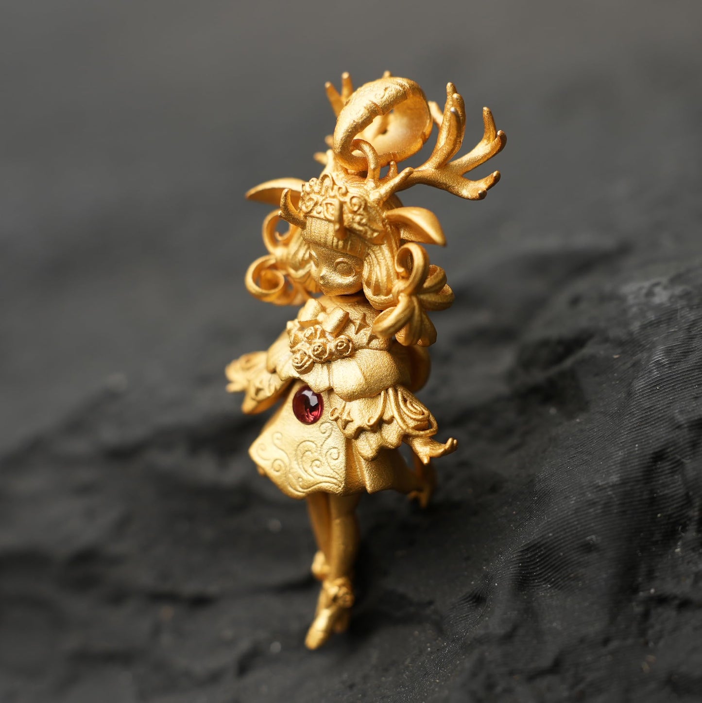 Deer Guardian Pendant, Artemis Spiritual Symbol, Life Protection & Inner Courage Symbol, Natural Energy Jewelry