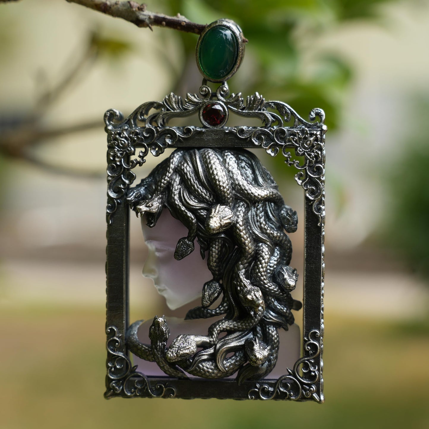 Handcrafted Medusa Pendant Necklace in 925 Silver | Amethyst Mirror & Serpent Hair | Gothic Greek Mythology Jewelry | Feminine Power Gift