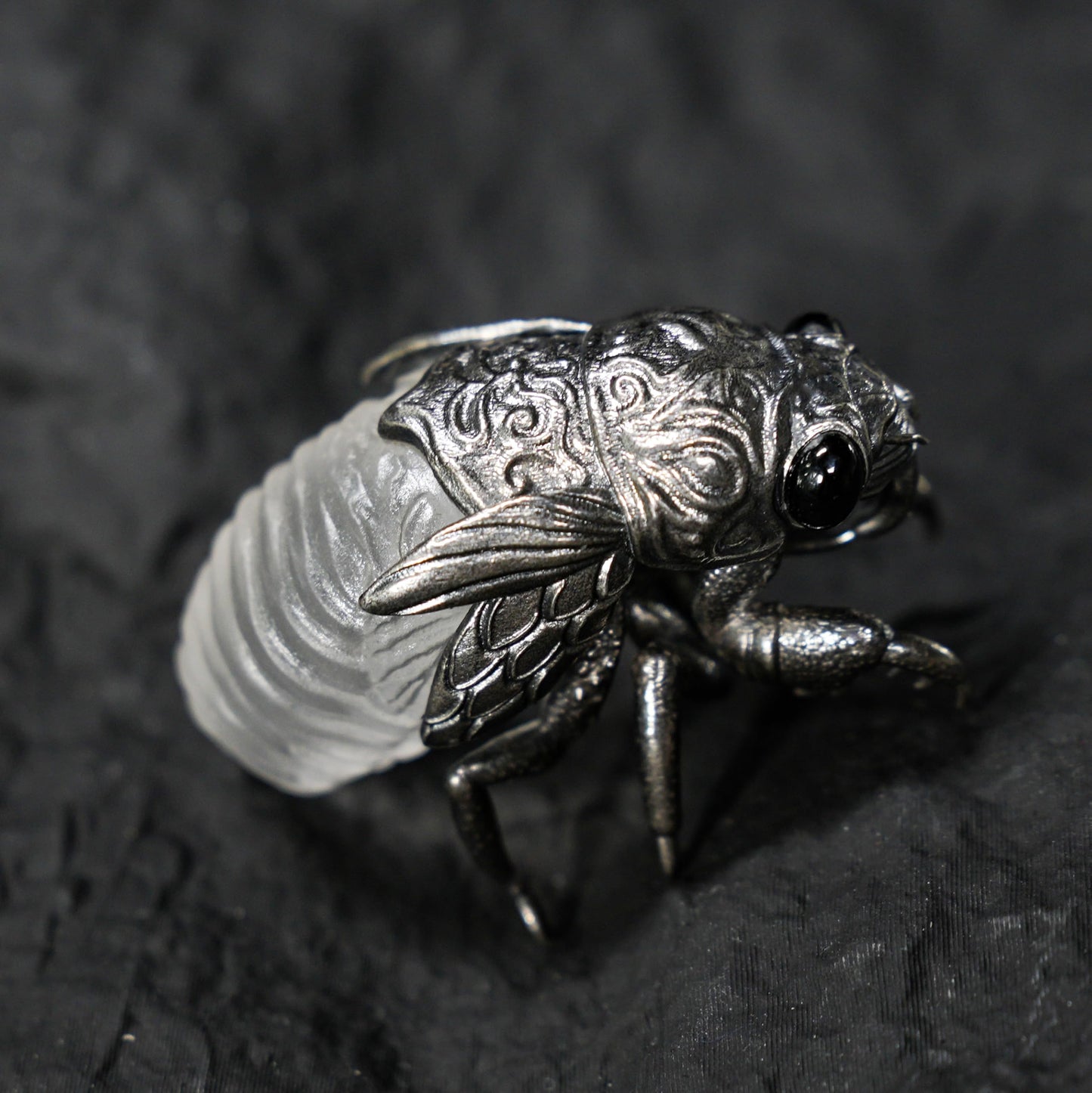 Cicada Pendant in 925 Sterling Silver | Spiritual Amulet of Transformation & Rebirth | Symbol of Courage & Renewal