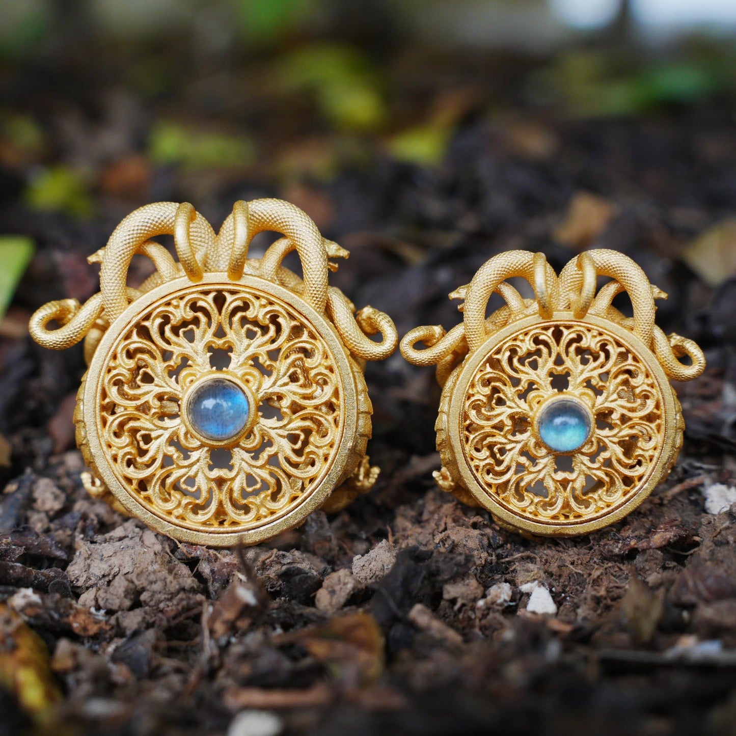 Medusa’s Sleeping Eye, Spiritual Pendant of the Resting Goddess, Third Eye as a Symbol of Insight and Inner Guidance