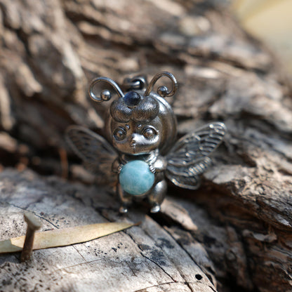 Wayfinder Bee Spirit Pendant in 925 Sterling Silver with Larimar & Labradorite | Greek Oracle Totem Amulet for Intuition & Insight | Spiritual Jewelry Gift