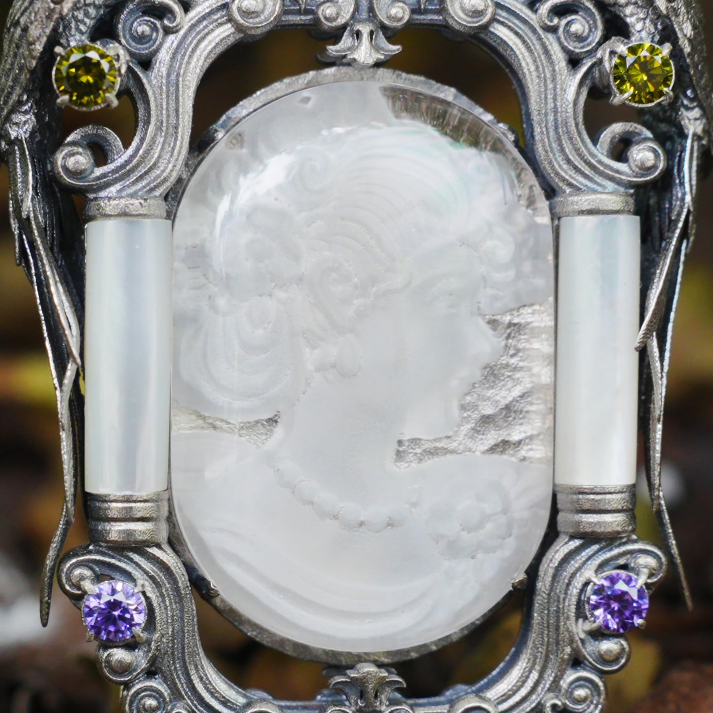 Handmade 925 Silver Victorian Cameo Necklace | Baroque Pendant with Two Parrots | Girl Relief in Rock Crystal | Vintage Craft